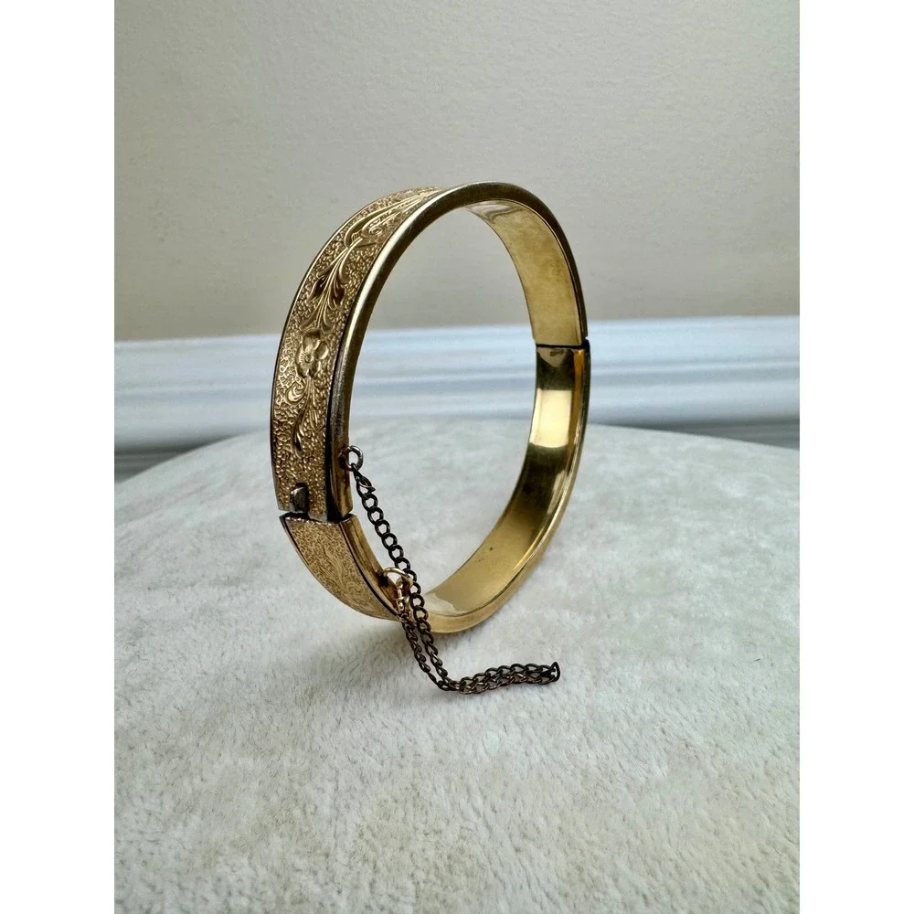 Krementz Vintage Gold Plated Etched Floral Hinged Bangle Bracelet Safety Chain - Picture 7 of 13